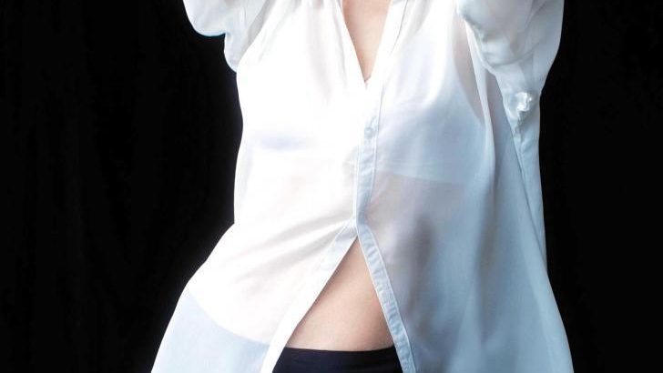 【画像】演歌歌手の藤あや子（６０）写真集を発売！　還暦ビキニ　割れた腹筋ヘルシーボディーを披露！