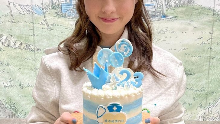 【女優】橋本環奈さんが23歳の誕生日を報告！「恩返しをしていければと思っております」　浜辺美波、藤田ニコルらも祝福